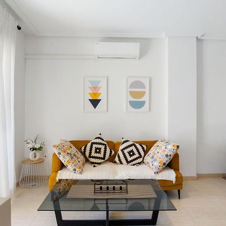 Nice Modern 2 Bed Apartment In Torrievieja تورّيفيِخا المظهر الخارجي الصورة