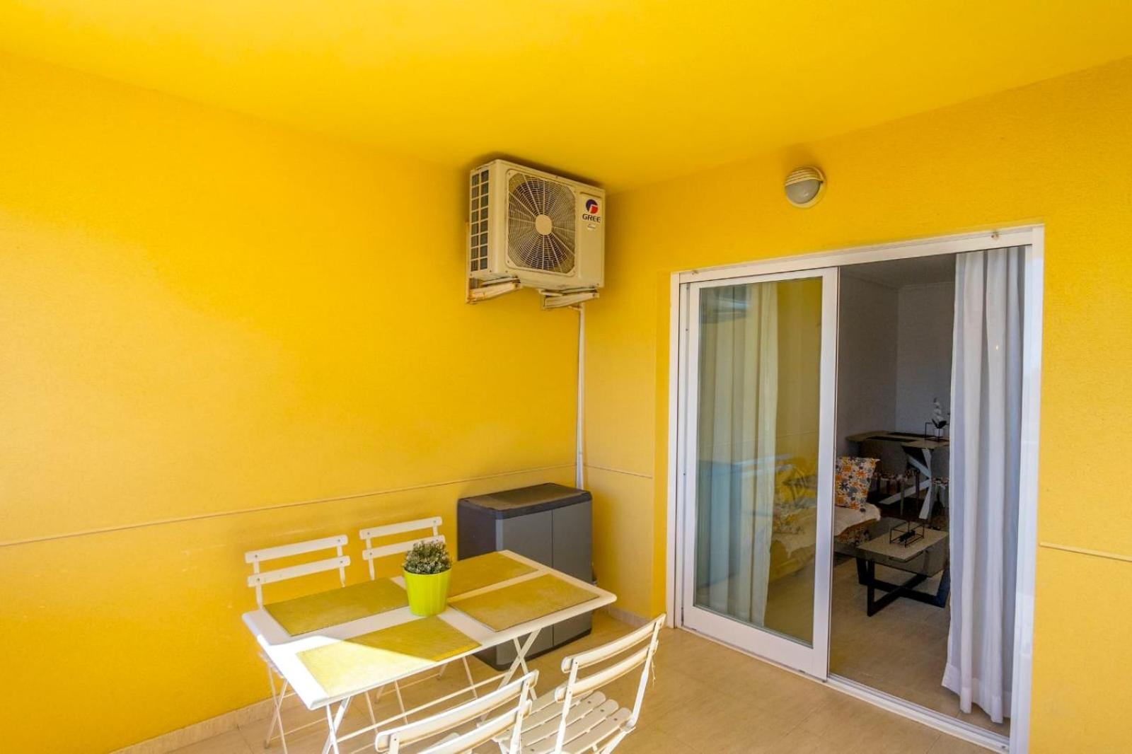 Nice Modern 2 Bed Apartment In Torrievieja تورّيفيِخا المظهر الخارجي الصورة